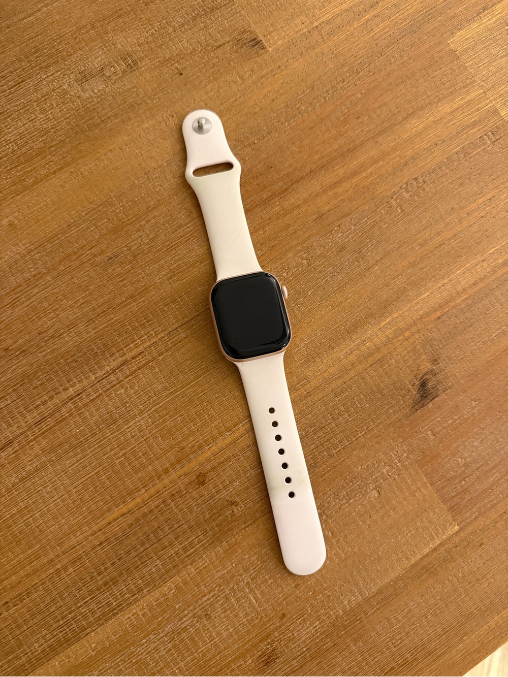 Apple Watch Series 10 Rose Gold 42mm with White Sports Band
